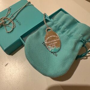Tiffany & Co.  Silver Necklace with Teal Pouch